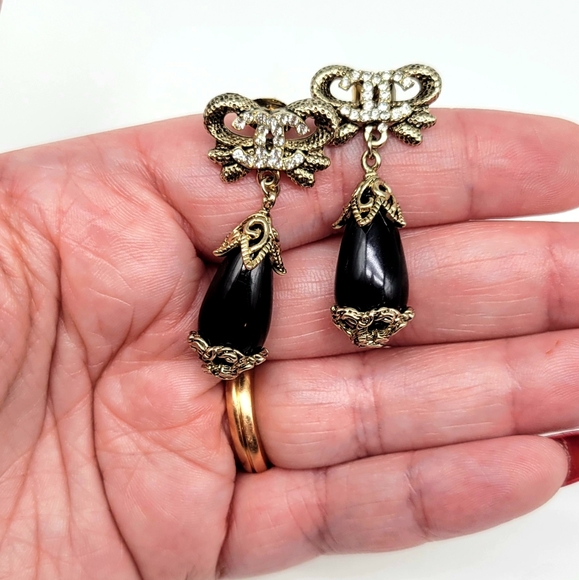 SOLD-Chanel Swarovski Crystal and Onyx Glass Bow Dangle Logo Earrings Light Gold - Picture 11 of 13